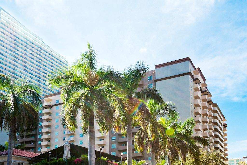 Sky City Apartments At Brickell Village Miami Beach Exterior photo